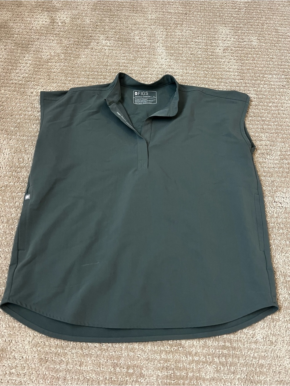 Figs women’s Rafaela oversized top bonsai